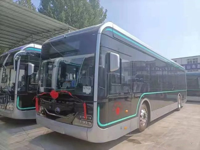 將更新200臺新能源公交車！(圖1)
