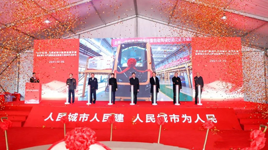 16輛氫動力公交投運，一批重點項目集中啟動……臨港新片區(qū)加速完善綜合交通體系(圖2)