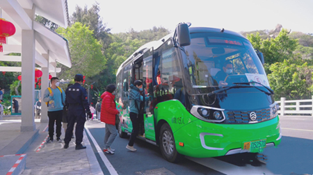 精準(zhǔn)對(duì)位！兩會(huì)民生提出的適老化，金旅客車也要關(guān)注(圖3)