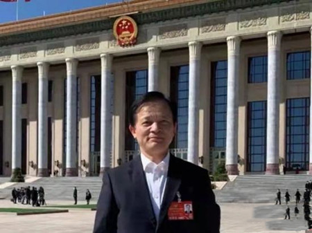 全國政協(xié)委員鐘志華：探索建立個人“碳賬戶”鼓勵公交出行，聚焦“雙碳”推進城市公交創(chuàng)新發(fā)展(圖1)