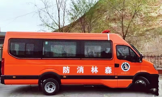8輛依維柯歐勝運兵車交付甘肅，為森林防護再添助力(圖2)
